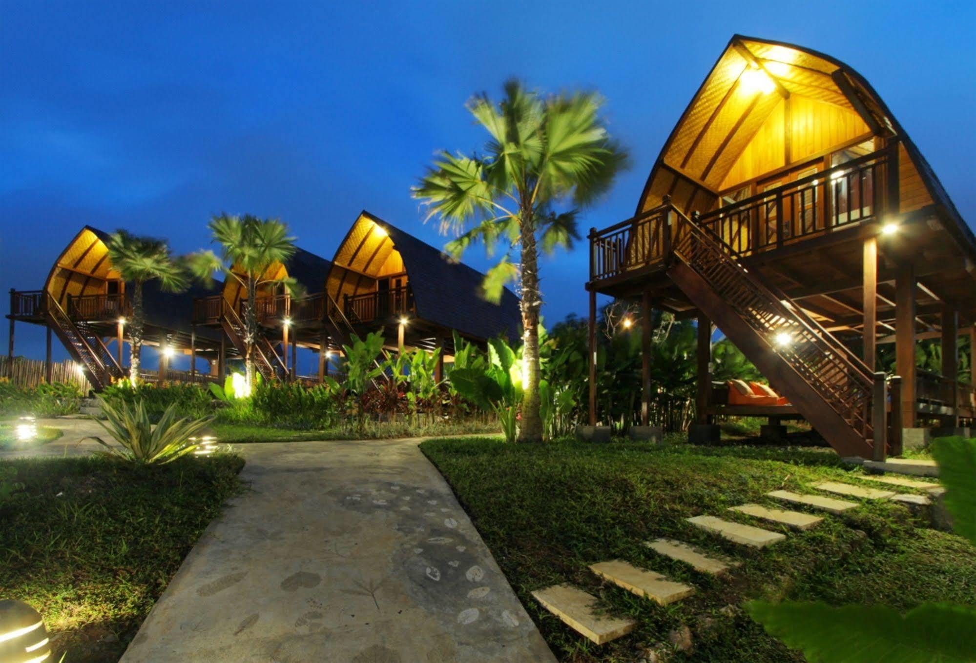 The Kirana Ungasan Villa Jimbaran Kültér fotó