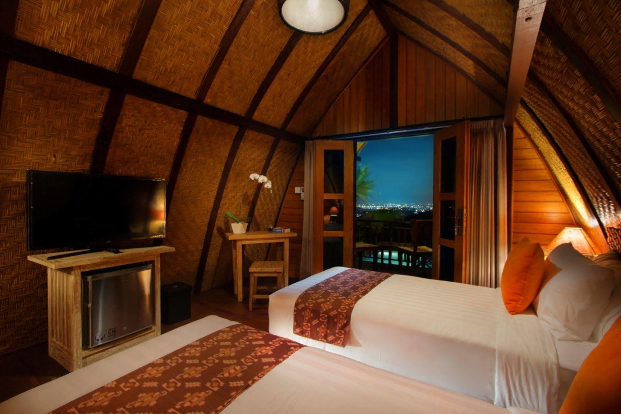 The Kirana Ungasan Villa Jimbaran Kültér fotó