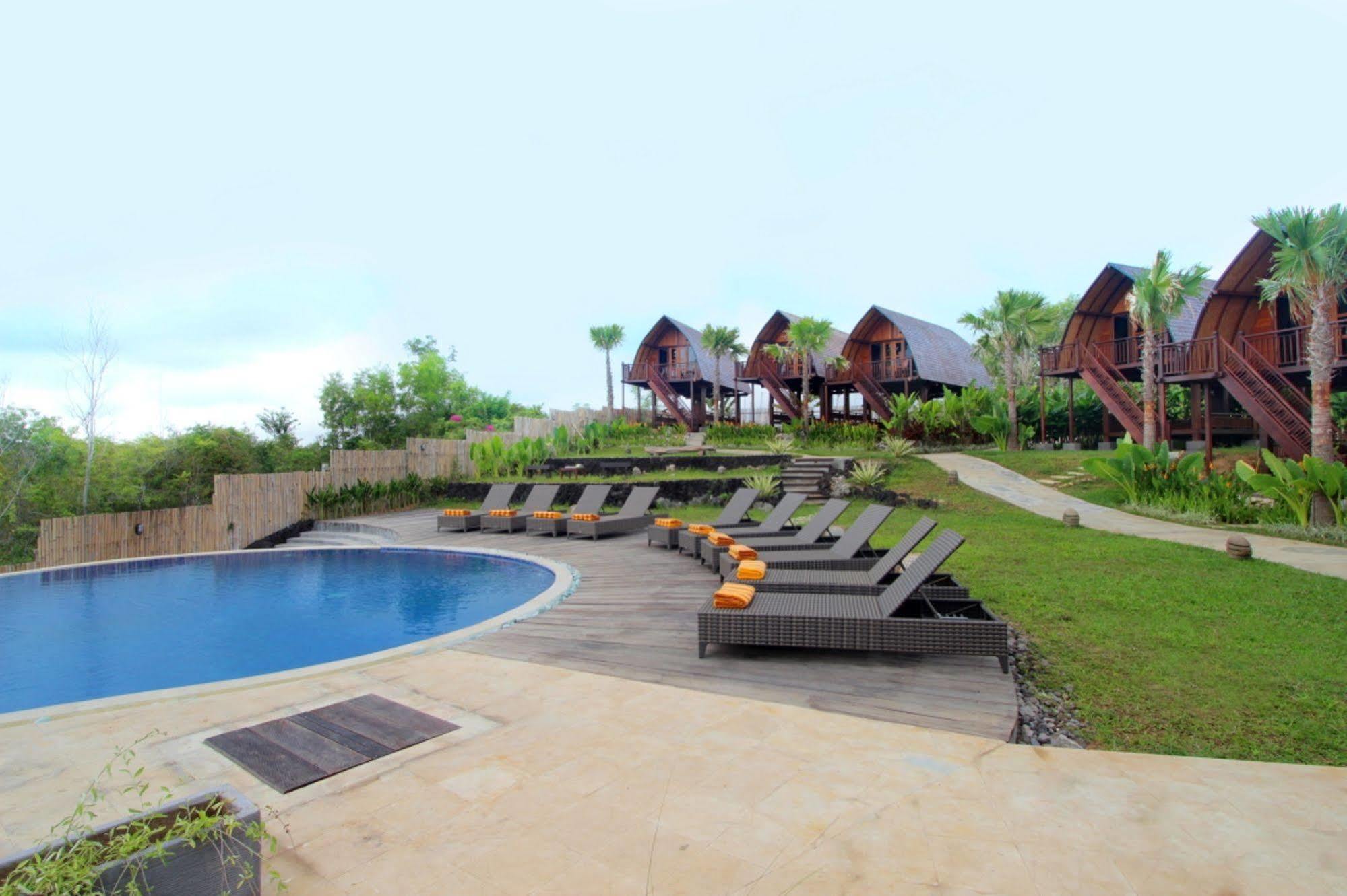 The Kirana Ungasan Villa Jimbaran Kültér fotó