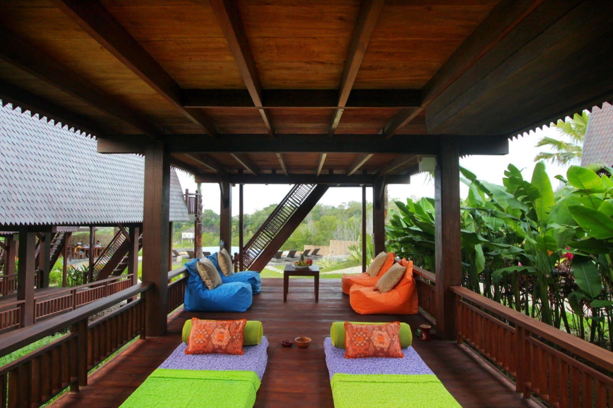 The Kirana Ungasan Villa Jimbaran Kültér fotó
