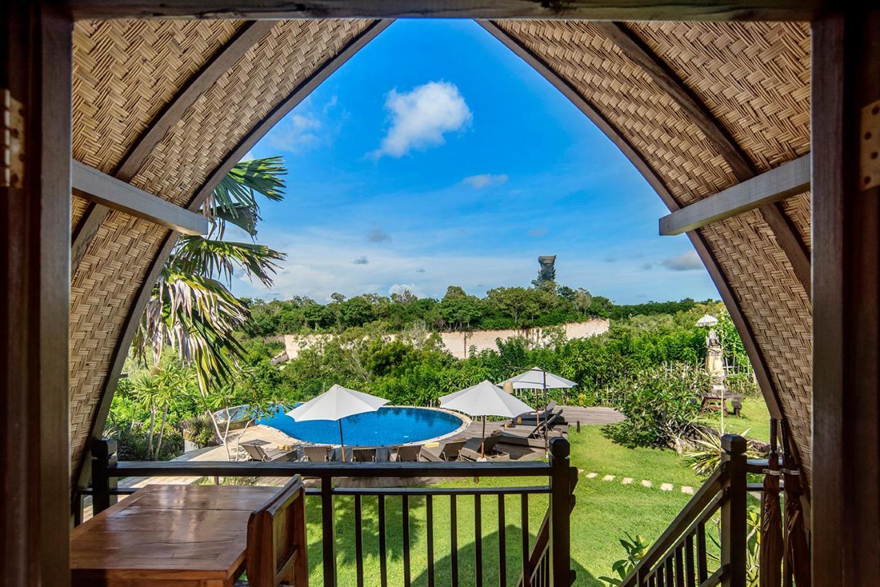 The Kirana Ungasan Villa Jimbaran Kültér fotó